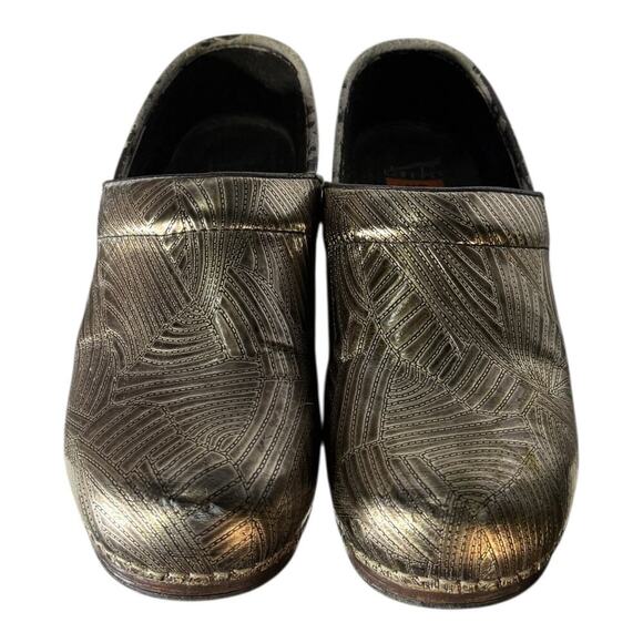 Dansko XP Women’s Embossed Career Nursing Clogs Gold Size 39 US 8.5 - Picture 3 of 9